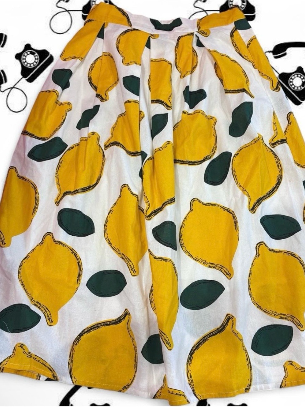 Chicwish Women’s Floral Midi A-Line Skirt White Yellow Pleated Lined NWOT Sz M